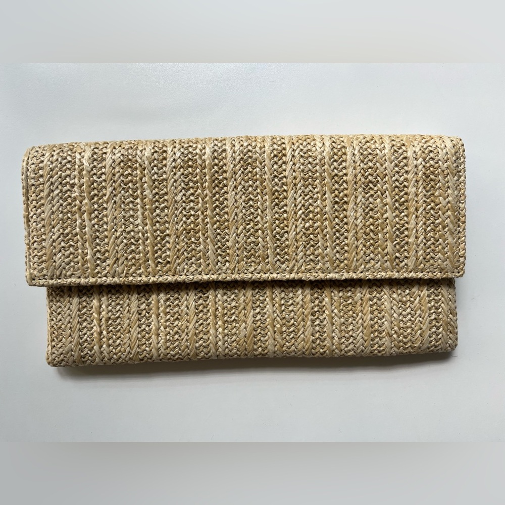 Natural Straw Flat Clutch